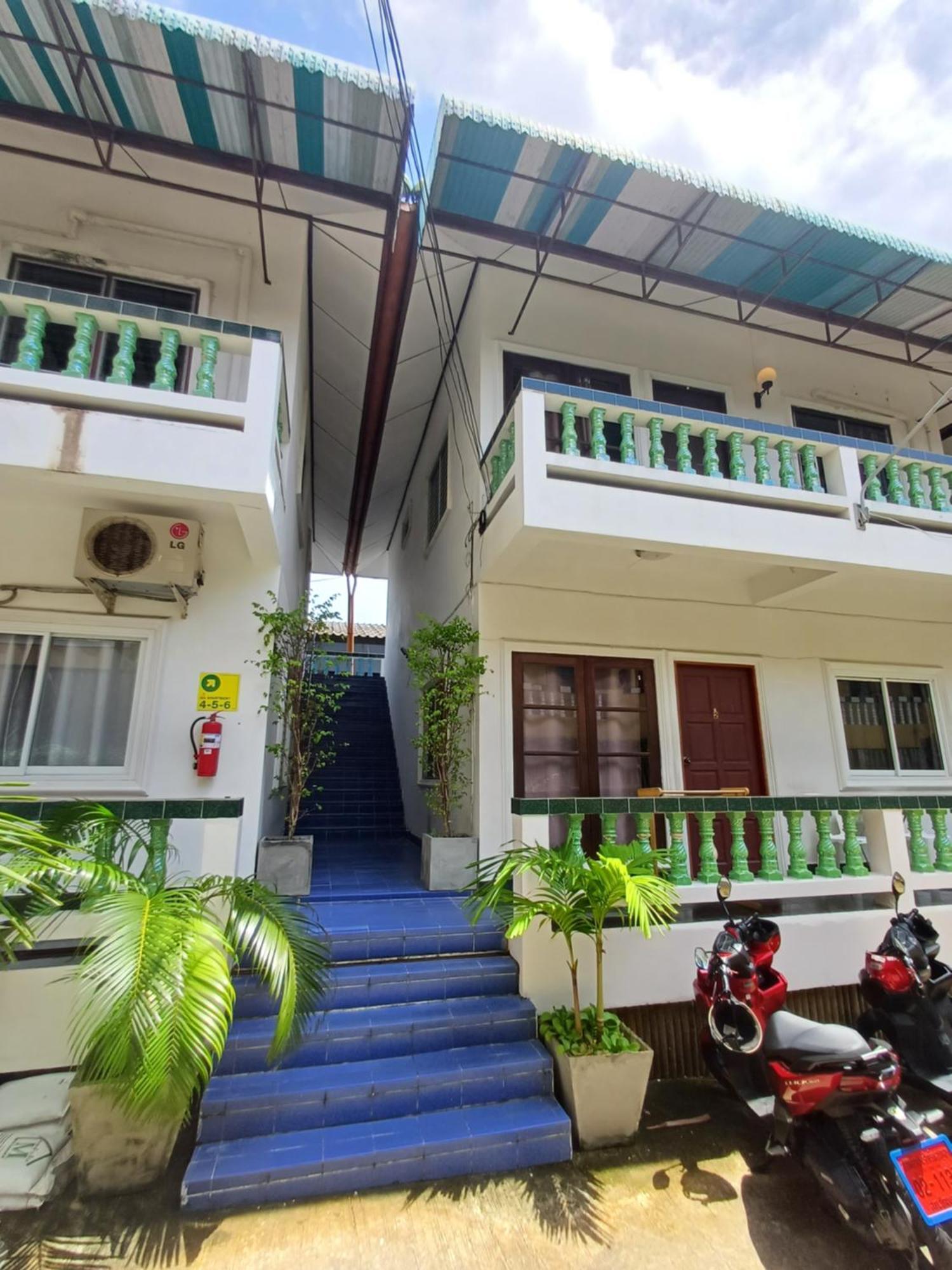 The Villa Residences Resort Patong Luaran gambar