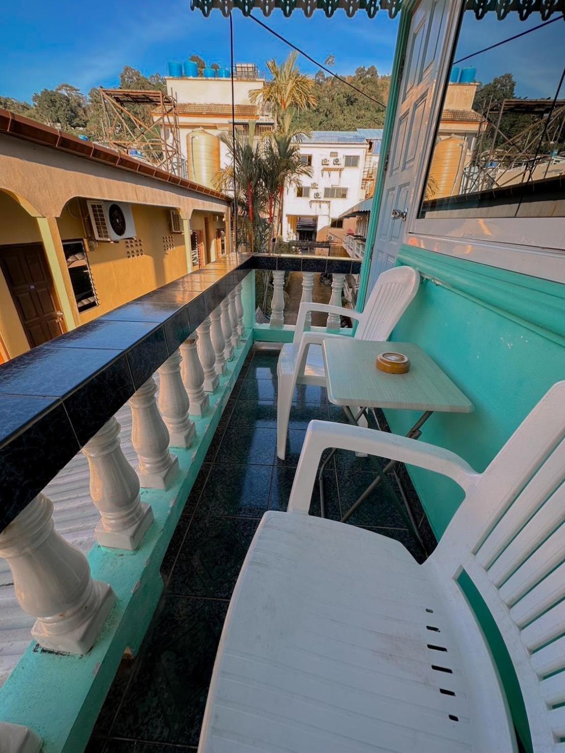 The Villa Residences Resort Patong Luaran gambar