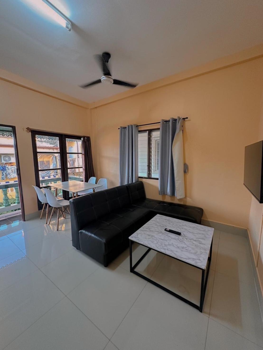 The Villa Residences Resort Patong Luaran gambar
