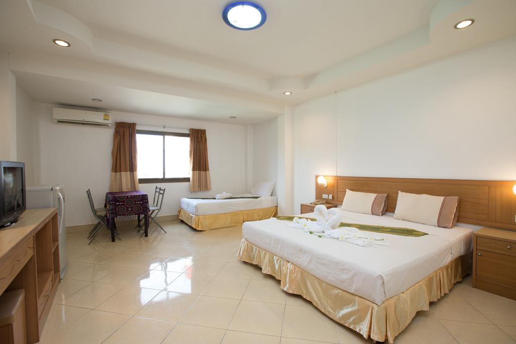 The Villa Residences Resort Patong Luaran gambar