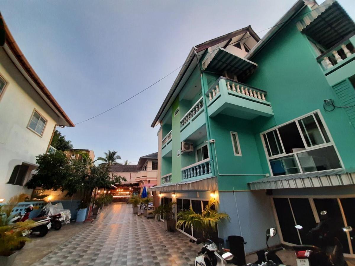 The Villa Residences Resort Patong Luaran gambar